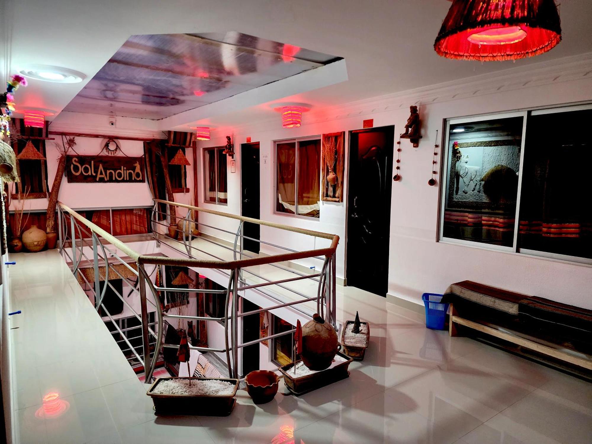 Hotel Sal Andina Уюни Екстериор снимка