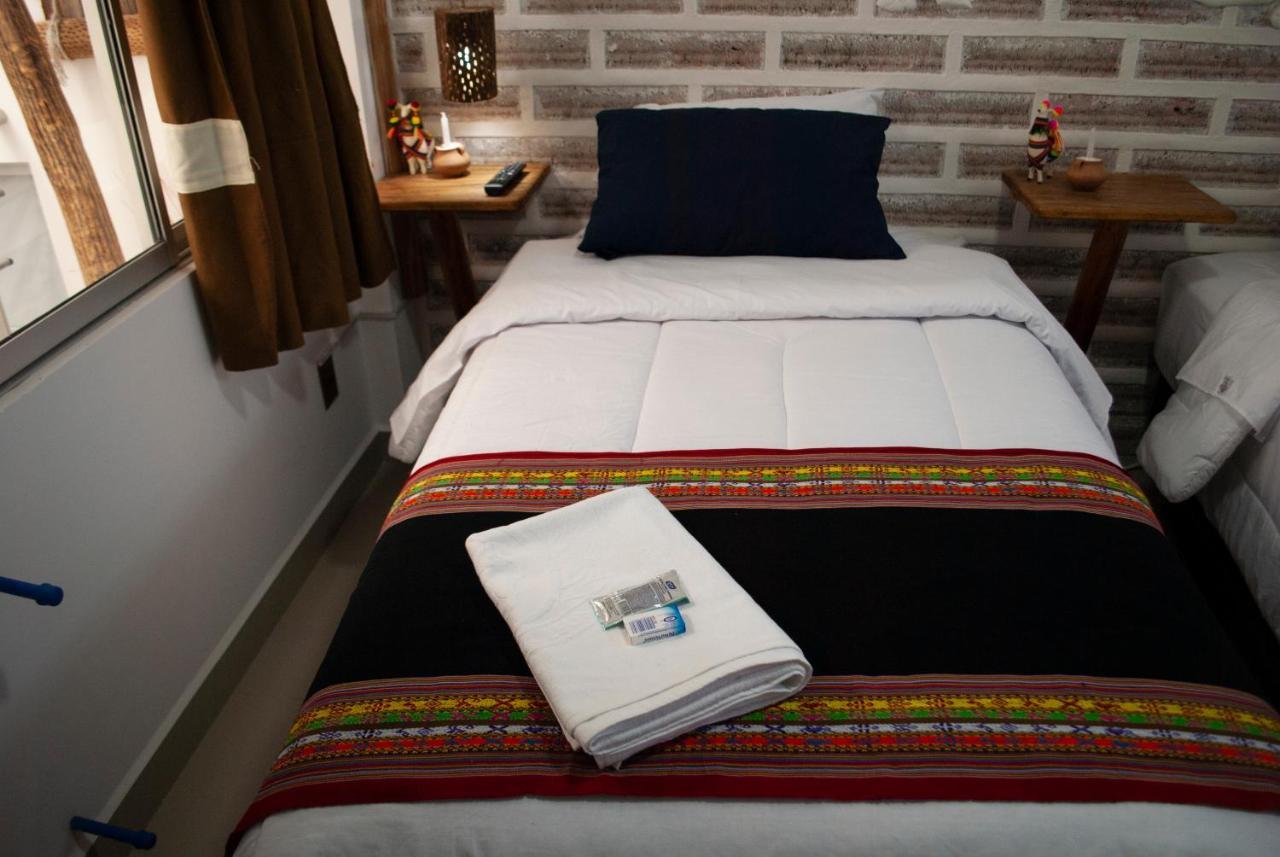 Hotel Sal Andina Уюни Екстериор снимка
