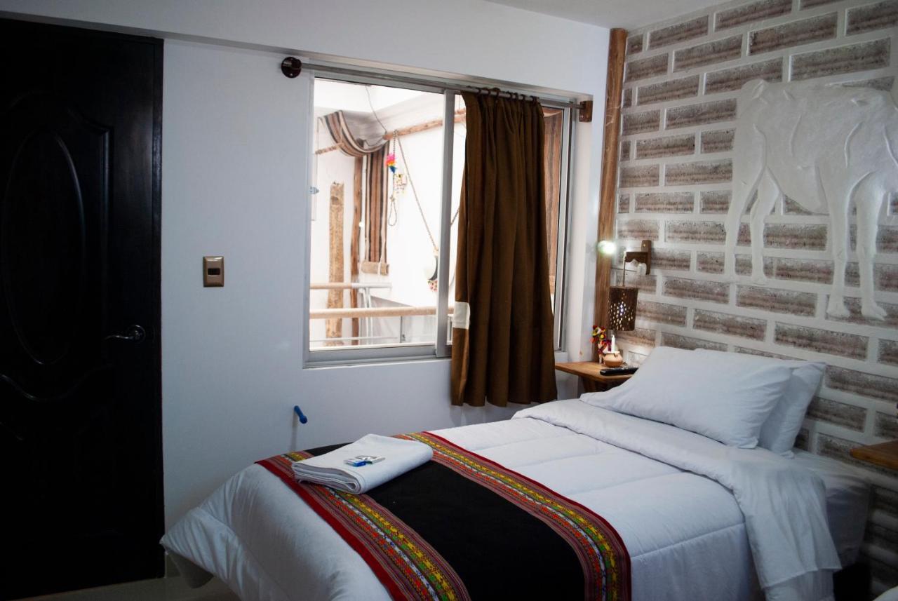 Hotel Sal Andina Уюни Екстериор снимка